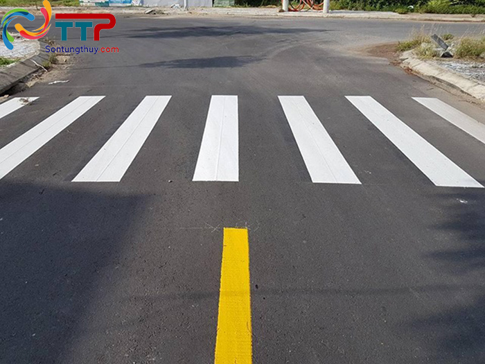 Những lưu ý quan trọng khi thi công sơn kẻ đường