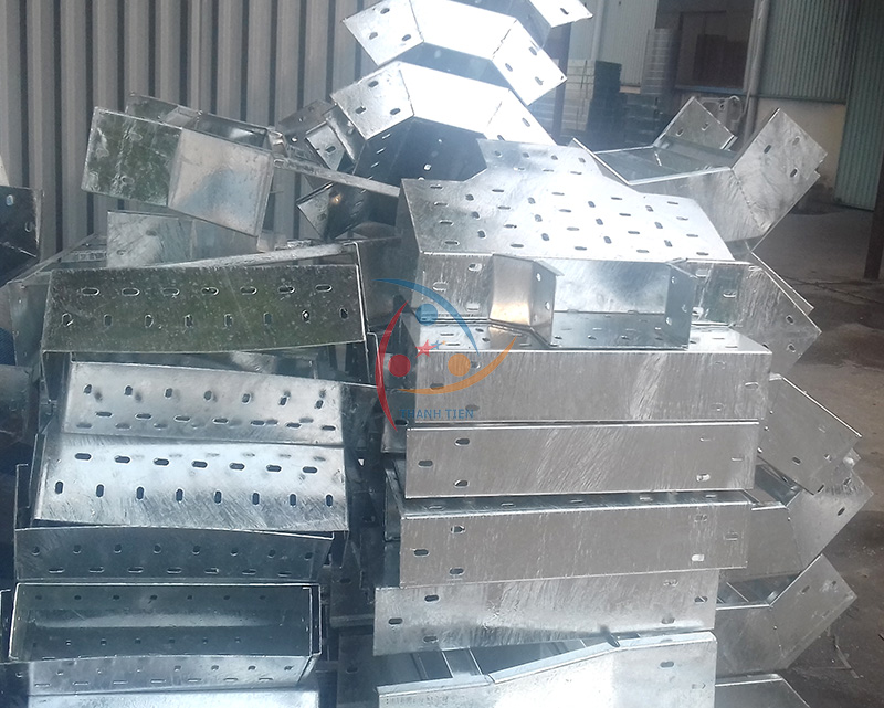 Vì sao thang máng cáp mạ kẽm nhúng nóng được ưa chuộng?